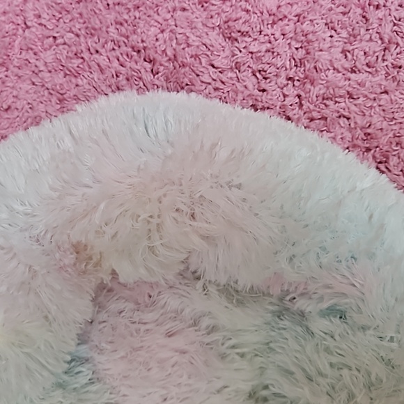 Calming Soft Light Pastel Small Pet Bed NWOT - Picture 5 of 9